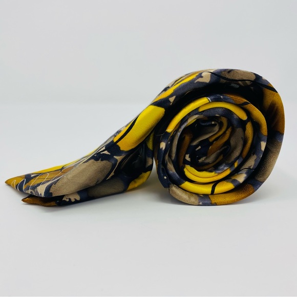 J GARCIA Courtyard Performance Watercolor Collection Artist Proof No. 9 Silk Tie - Picture 7 of 11